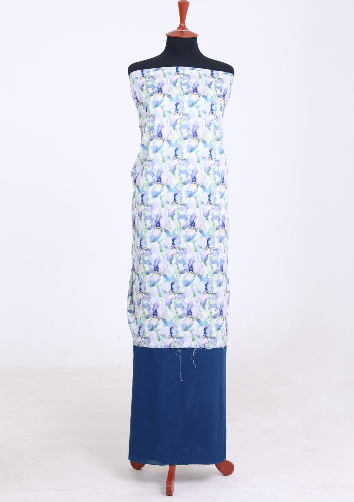 R Prints Lawn 26 Volume 3 - D#39 - Z White
