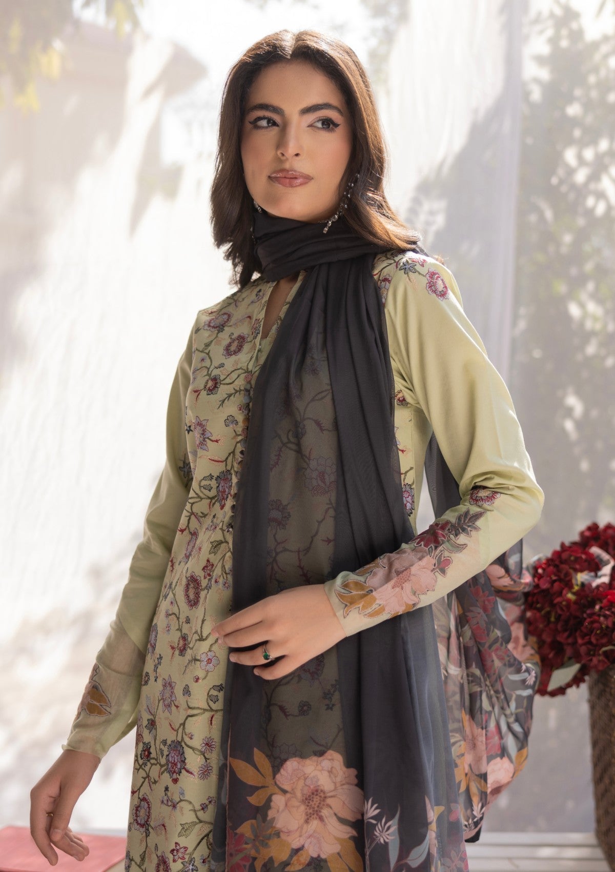 RM#03 - 3 pc - Embroidered - Muse Era - Luxury Lawn 25
