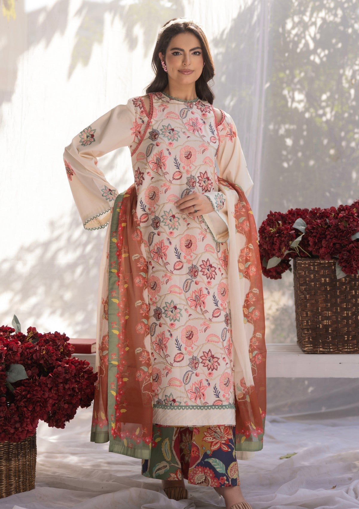 RM#04 - 3 pc - Embroidered - Muse Era - Luxury Lawn 25