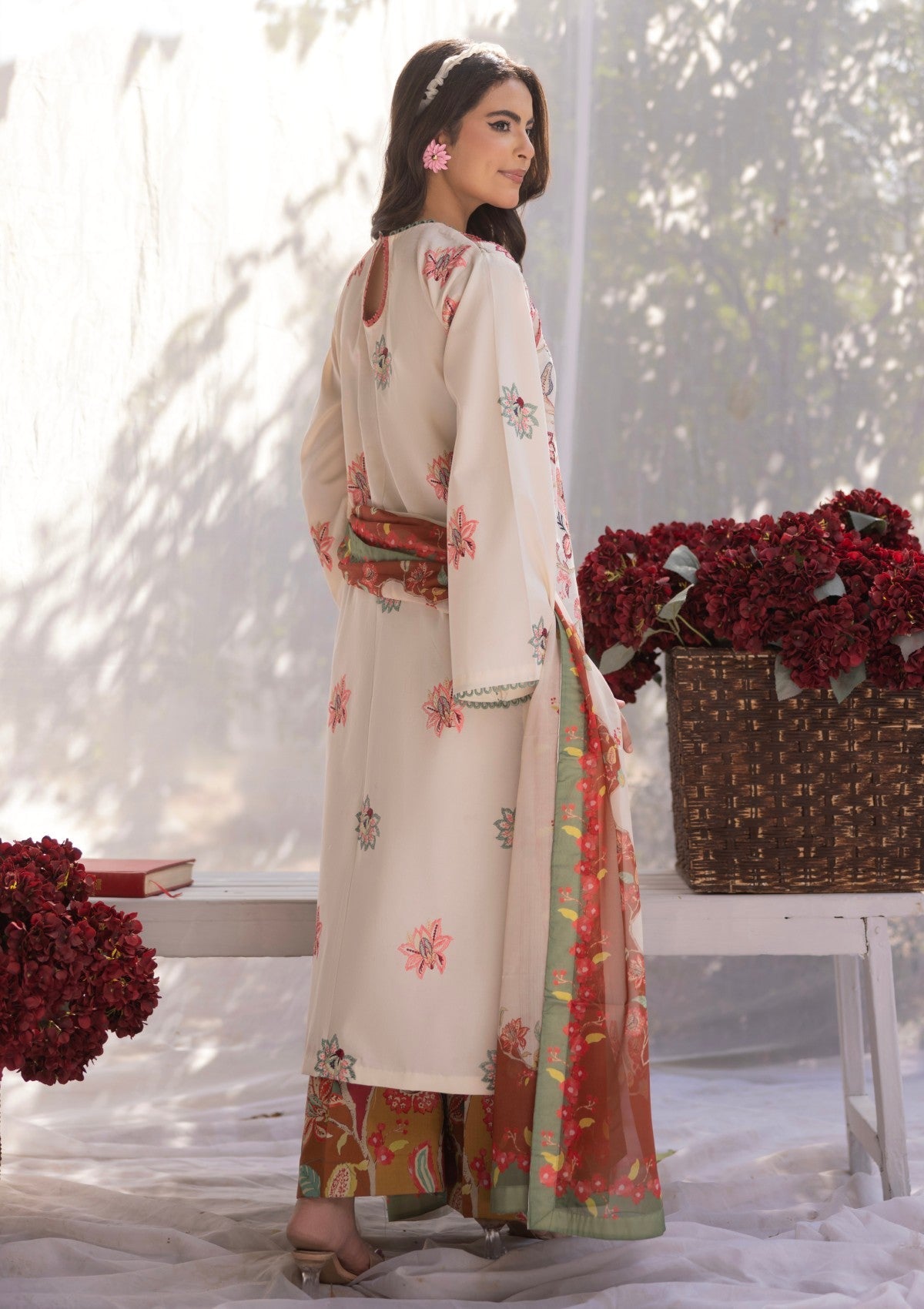RM#04 - 3 pc - Embroidered - Muse Era - Luxury Lawn 25