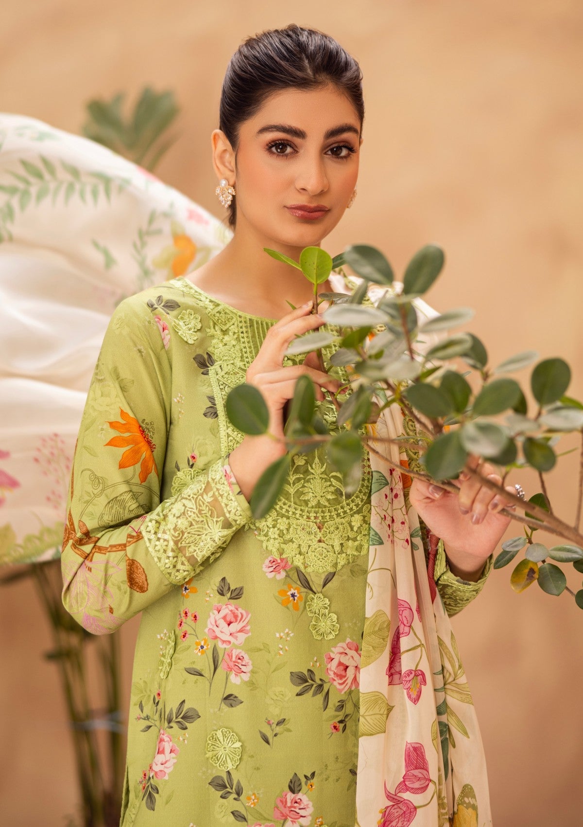 RPM#07 - Apple Green - 3 pc - Printed & Embroidered - Print Melody 25 - Lawn