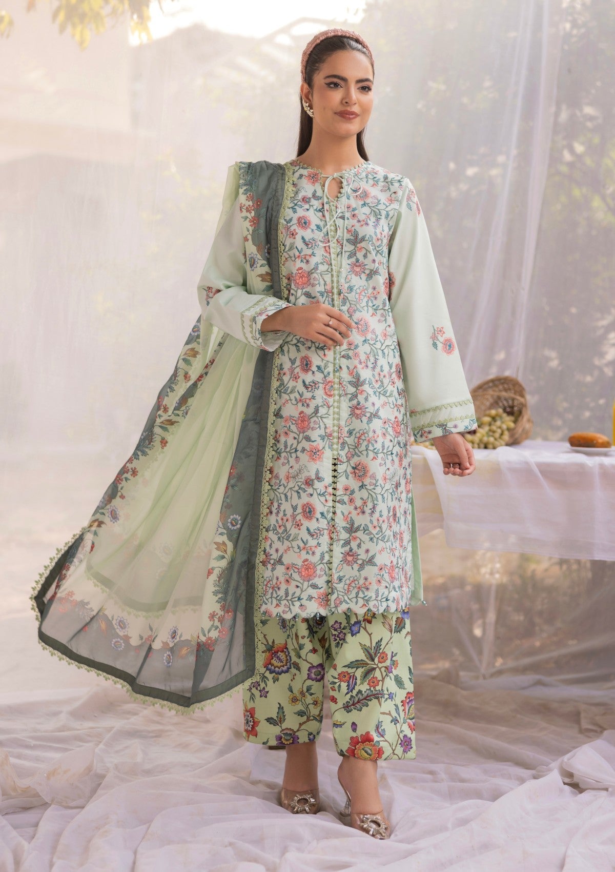 RM#08 - 3 pc - Embroidered - Muse Era - Luxury Lawn 25