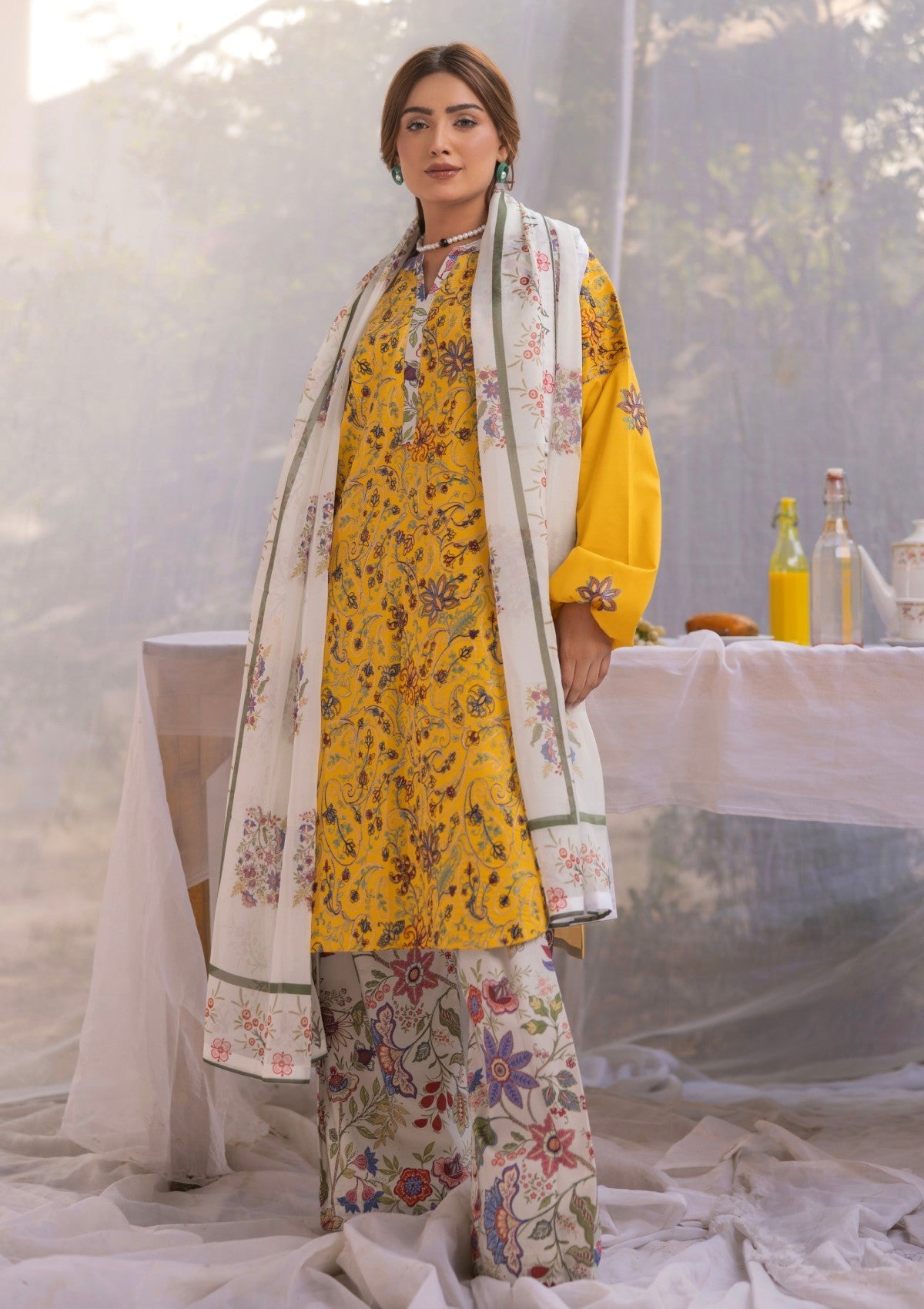 RM#09 - 3 pc - Embroidered - Muse Era - Luxury Lawn 25