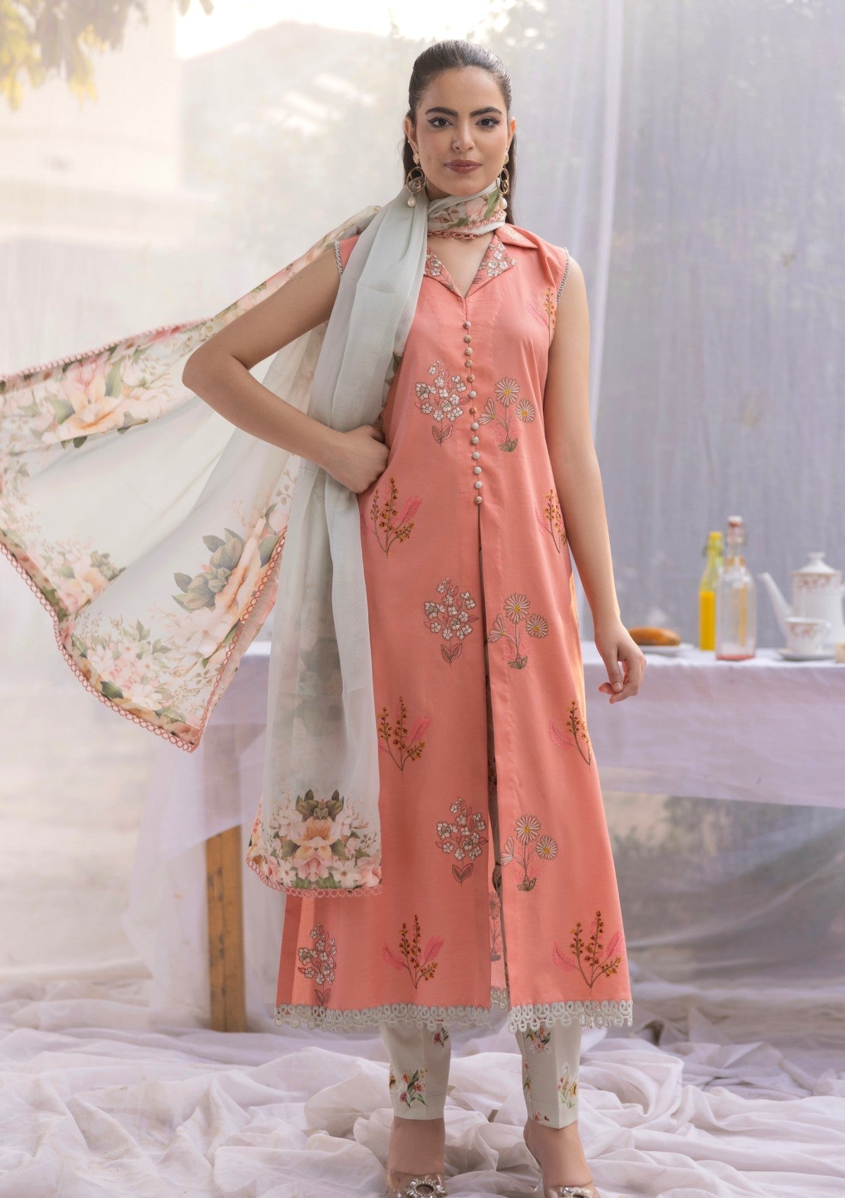 RM#11 - 3 pc - Embroidered - Muse Era - Luxury Lawn 25