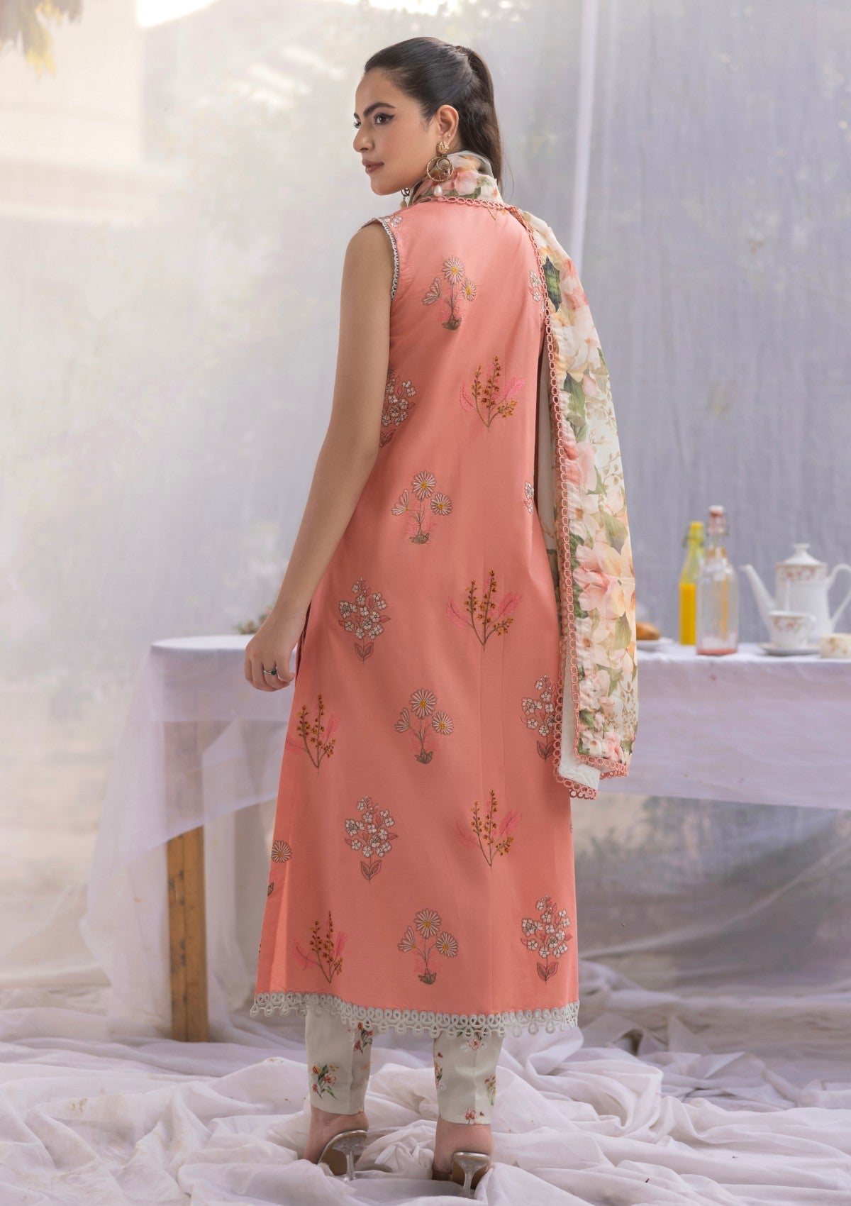 RM#11 - 3 pc - Embroidered - Muse Era - Luxury Lawn 25