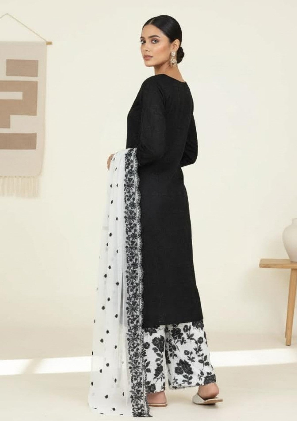 D#17 - B White - 3 pc - Printed Embroidered - R Prints Lawn 26