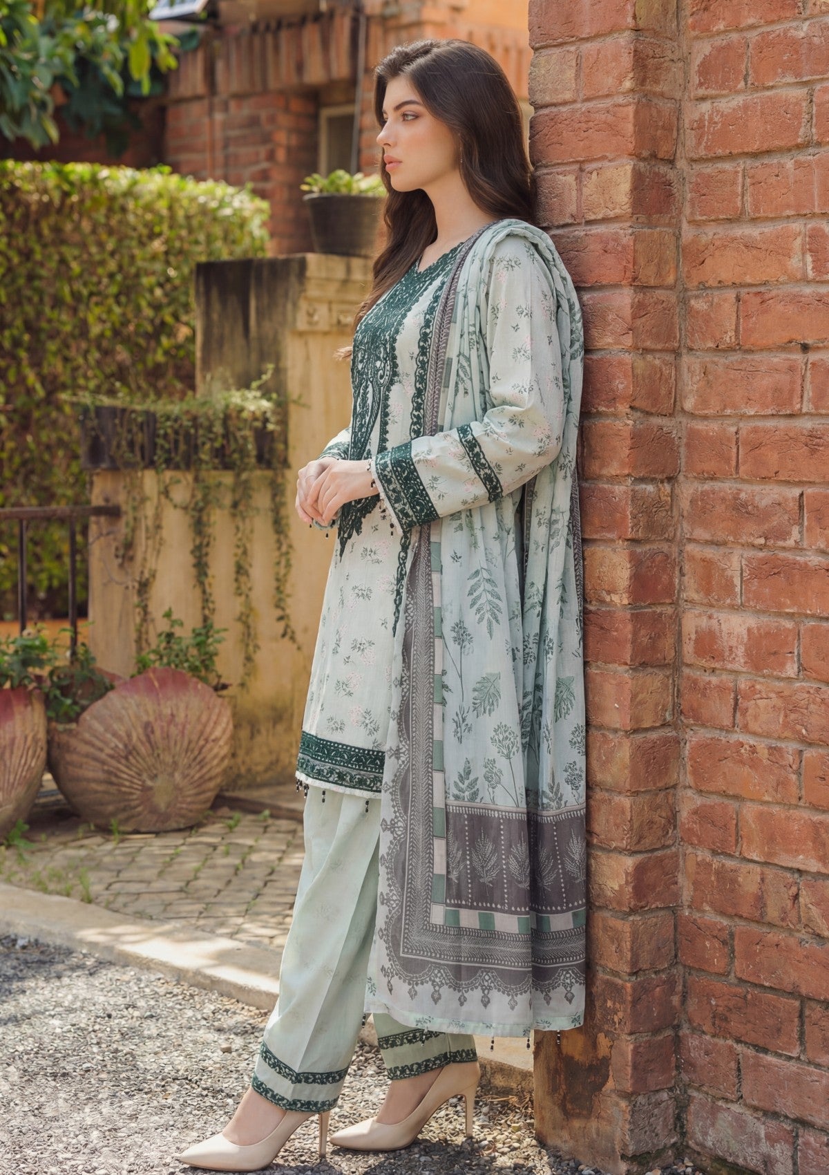 RRC#05 - Mint Green - Rivaa Lawn 26