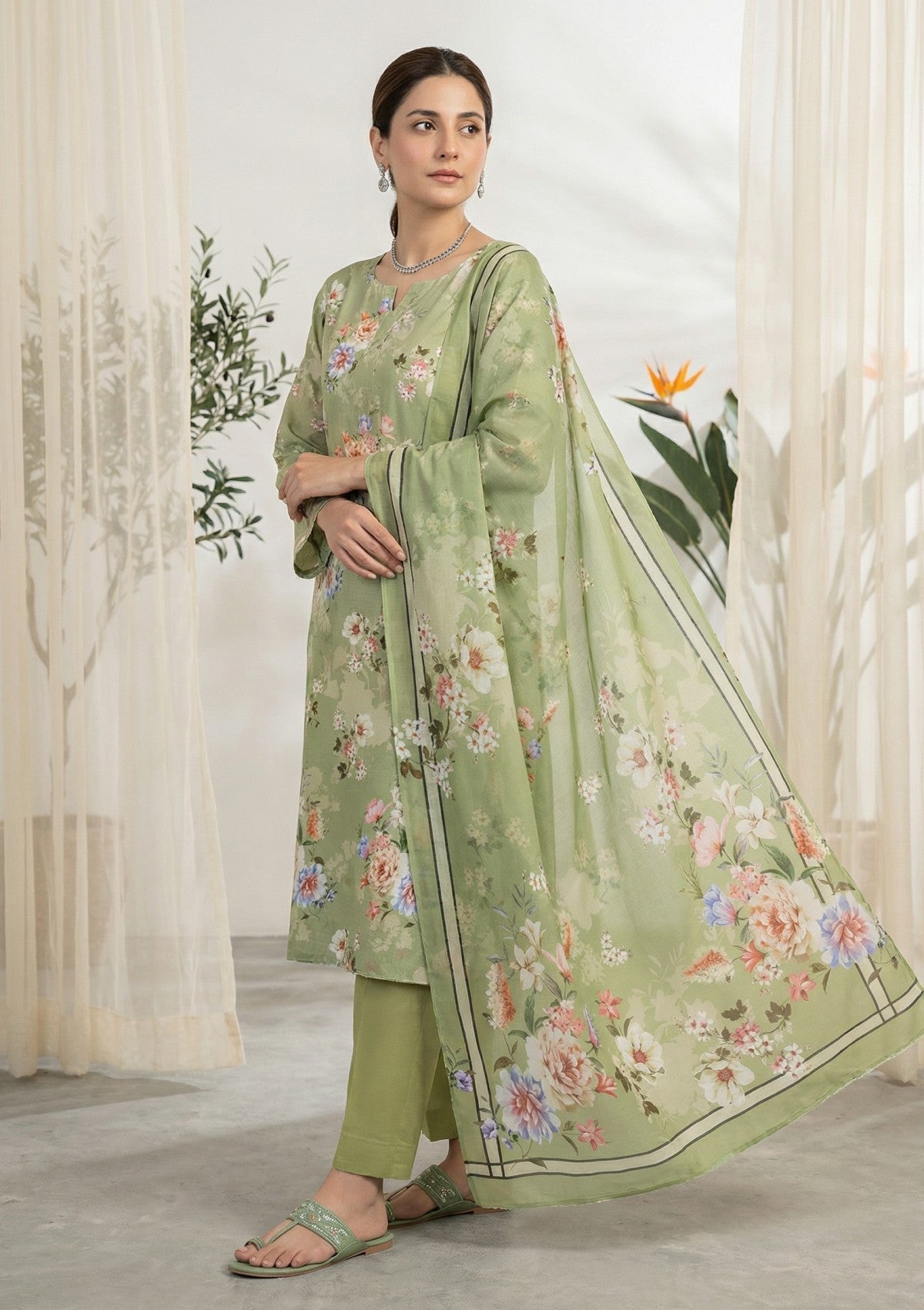 R Prints Lawn 26 Volume 3 - D#42 - Green