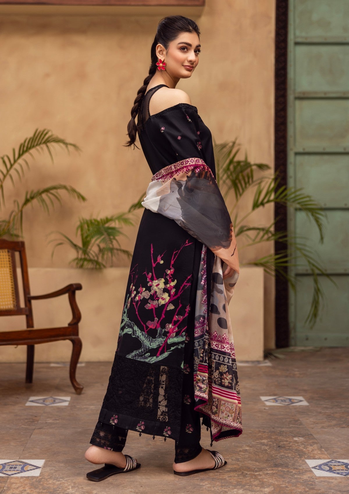 RPM#09 - Coal Black - 3 pc - Printed & Embroidered - Print Melody 25 - Lawn