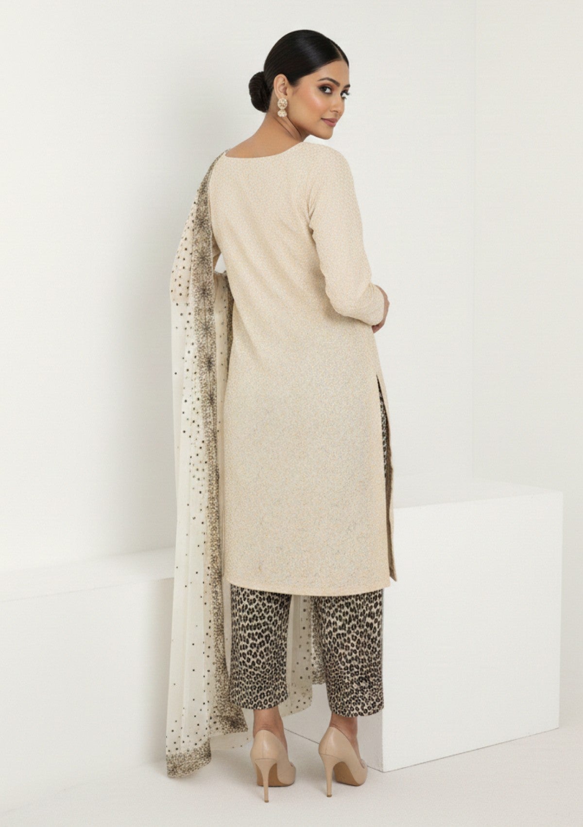 D#21 - Lemon - 3 pc - Printed Embroidered - R Prints Lawn 26