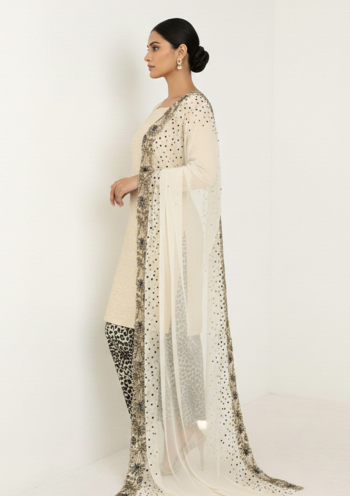 D#21 - Lemon - 3 pc - Printed Embroidered - R Prints Lawn 26