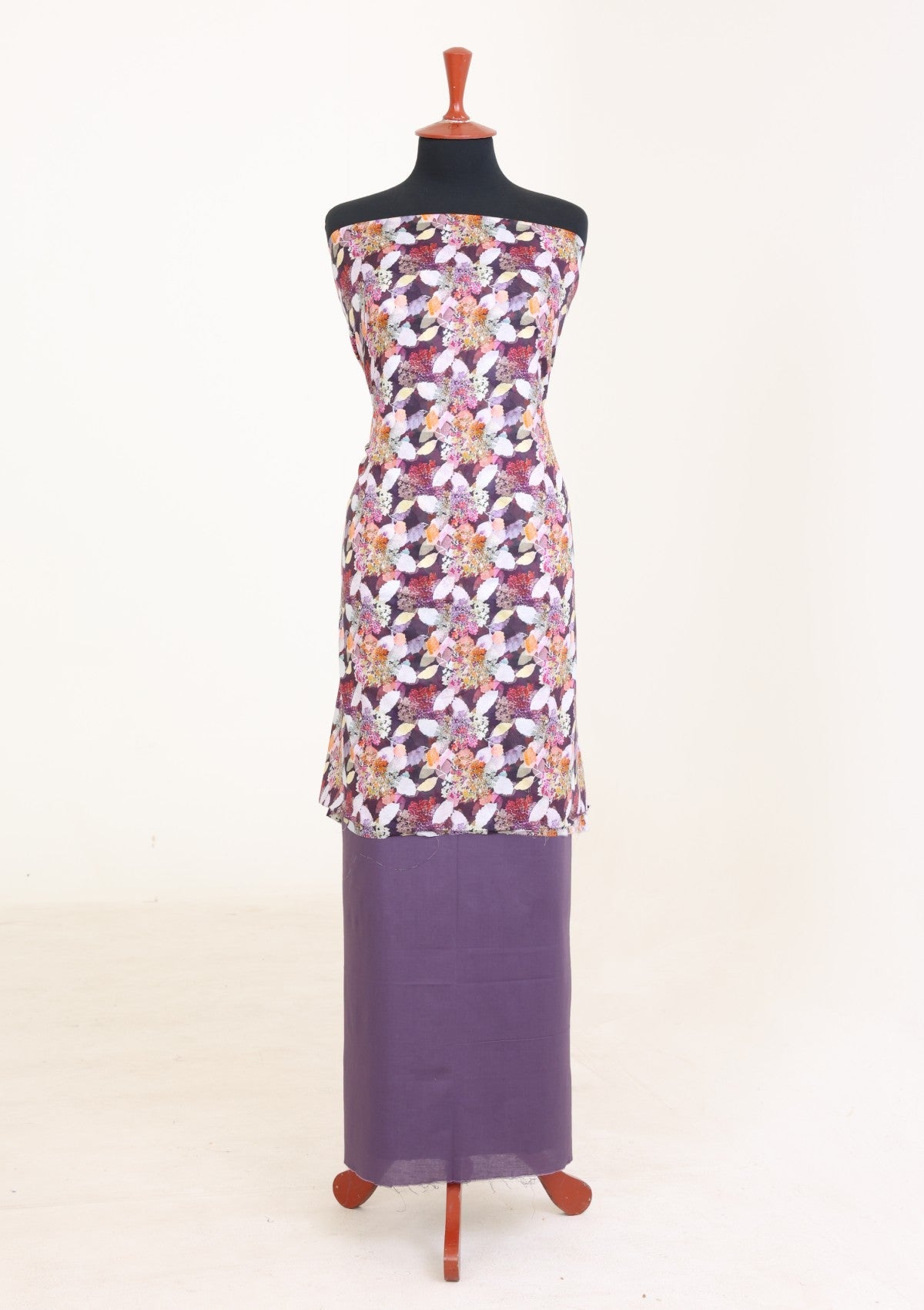 R Prints Lawn 26 Volume 3 - D#28 - D Falsa