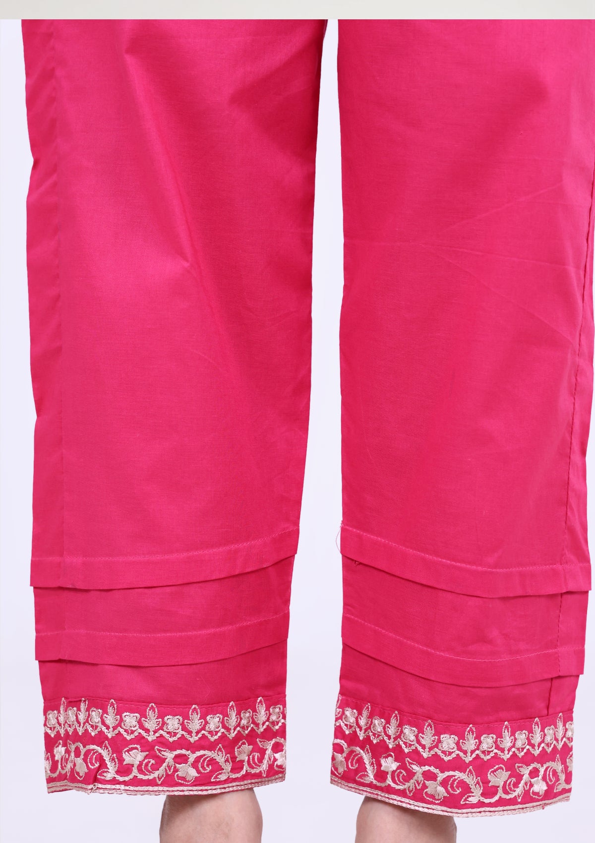 Ready to Wear - Summer 26- SEM#04 - Shocking Pink