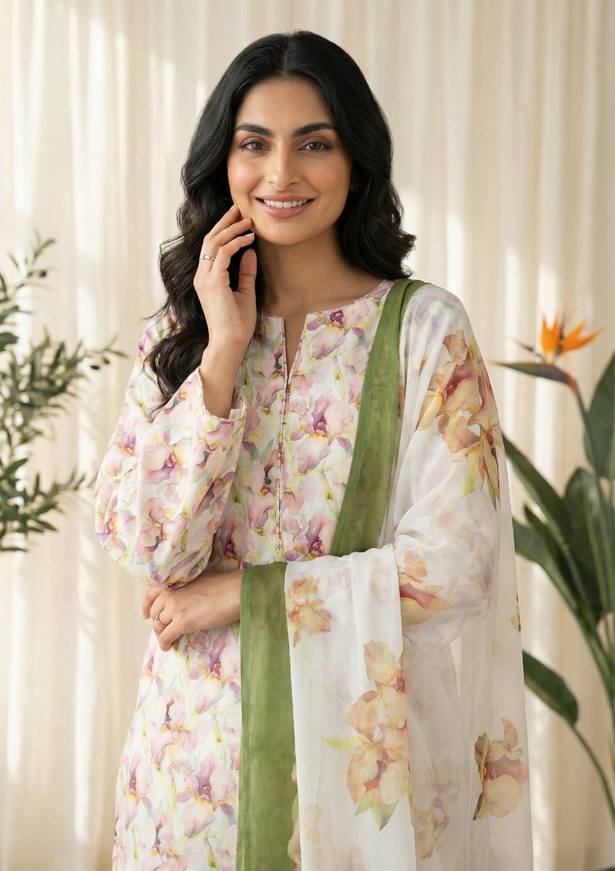 R Prints Lawn 26 Volume 3 - D#39 - G White