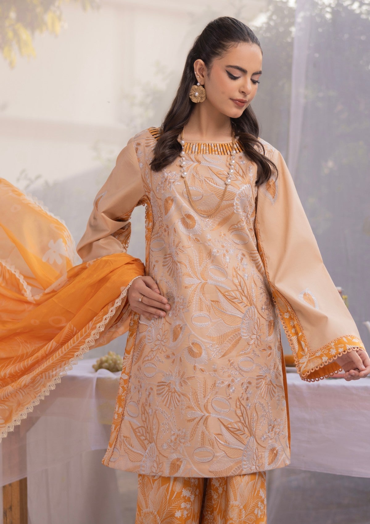RM#10 - 3 pc - Embroidered - Muse Era - Luxury Lawn 25