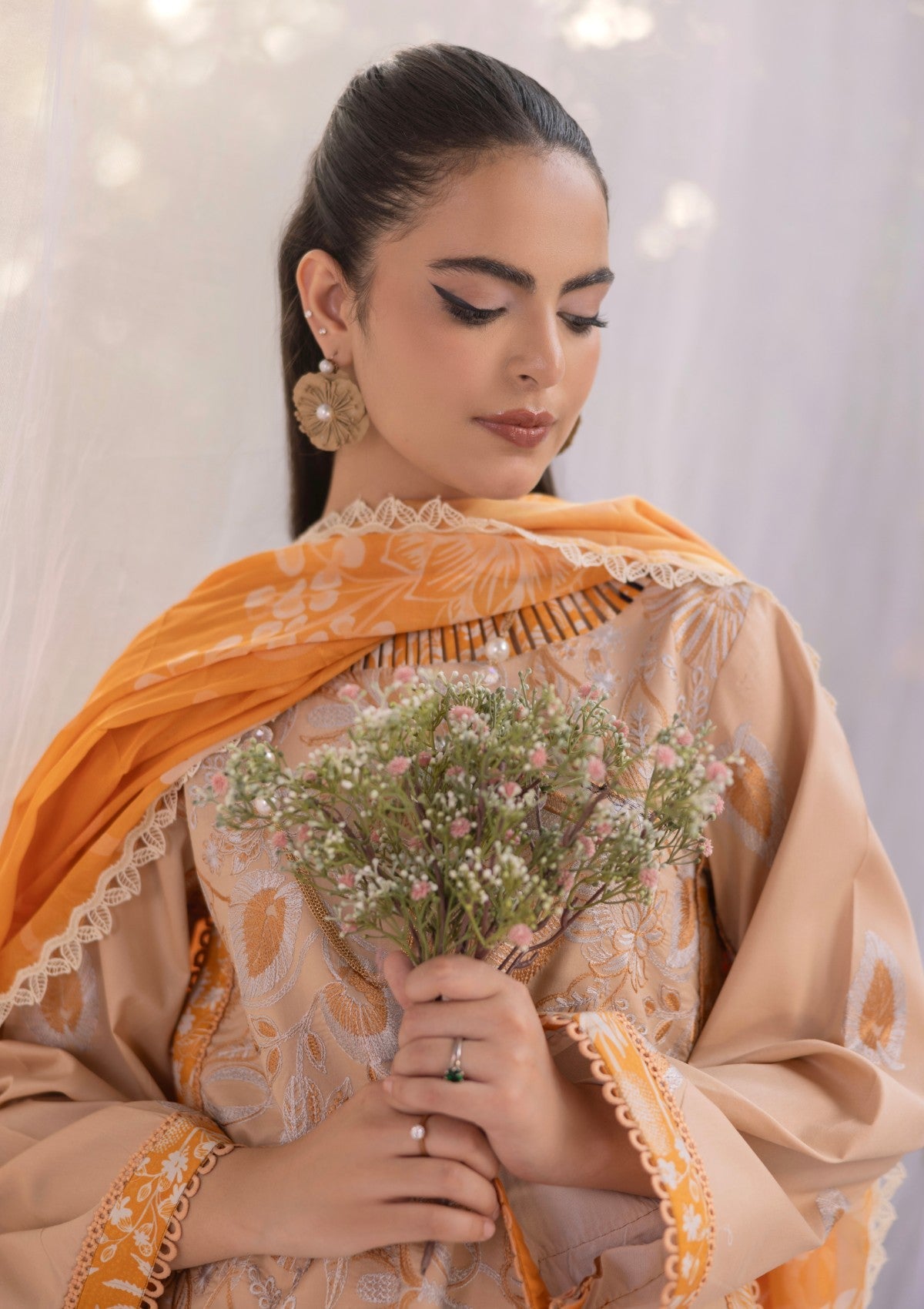 RM#10 - 3 pc - Embroidered - Muse Era - Luxury Lawn 25