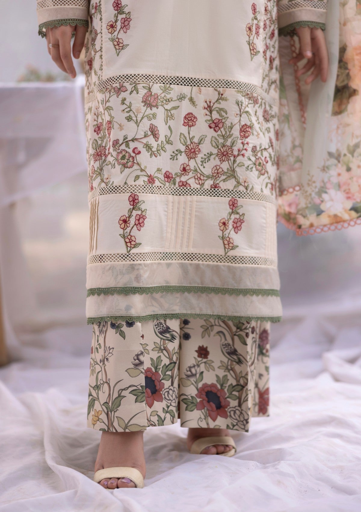 RM#12 - 3 pc - Embroidered - Muse Era - Luxury Lawn 25