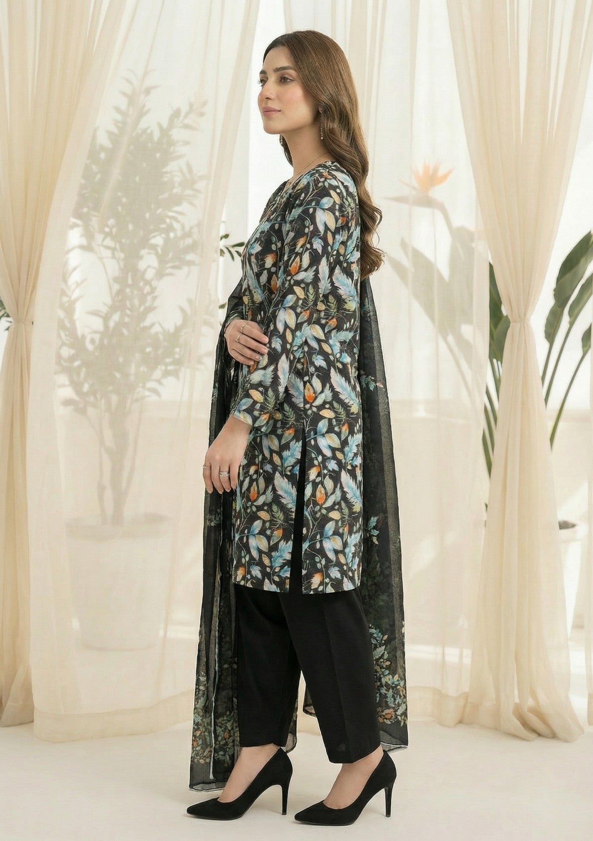R Prints Lawn 26 Volume 3 - D#21 - Black